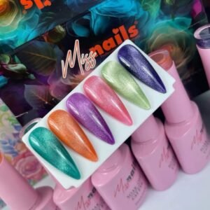 Gama Gel Cat Eye Miss Nails