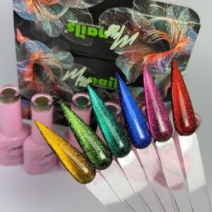 Gama Gel Cat Eye Miss Nails